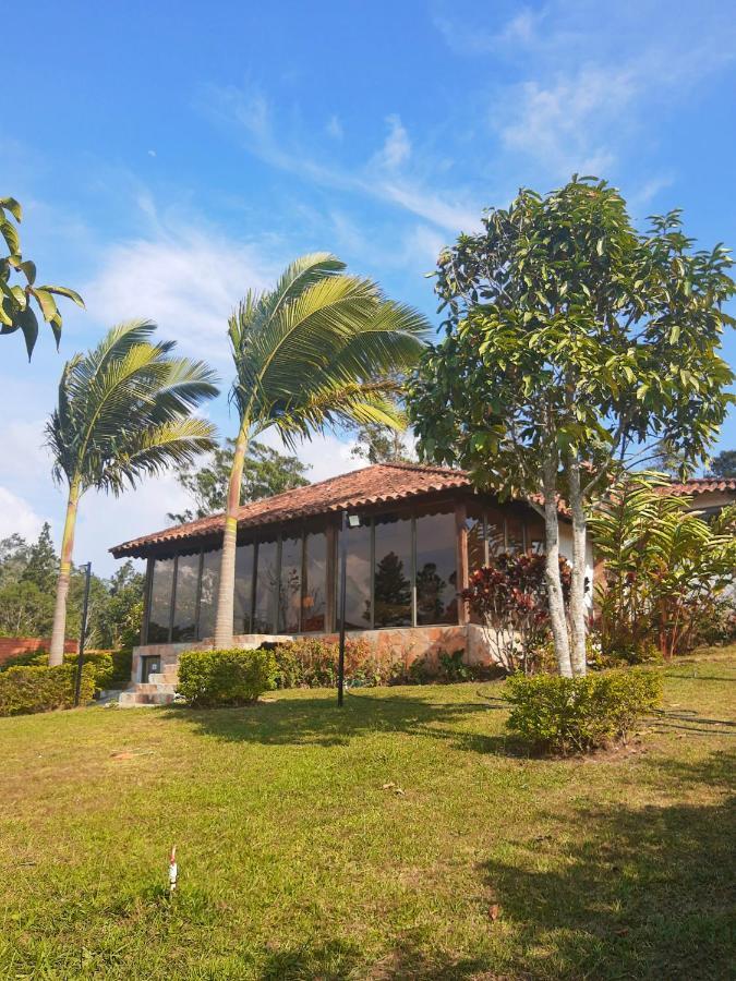 Casa Campestre Frente Acuarela -Mesa De Los Santos La Granja Exterior photo